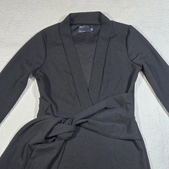 ASOS DESIGN Black Long Sleeve V Neck Mini Dress with Tie Belt in - Picture 6 of 12